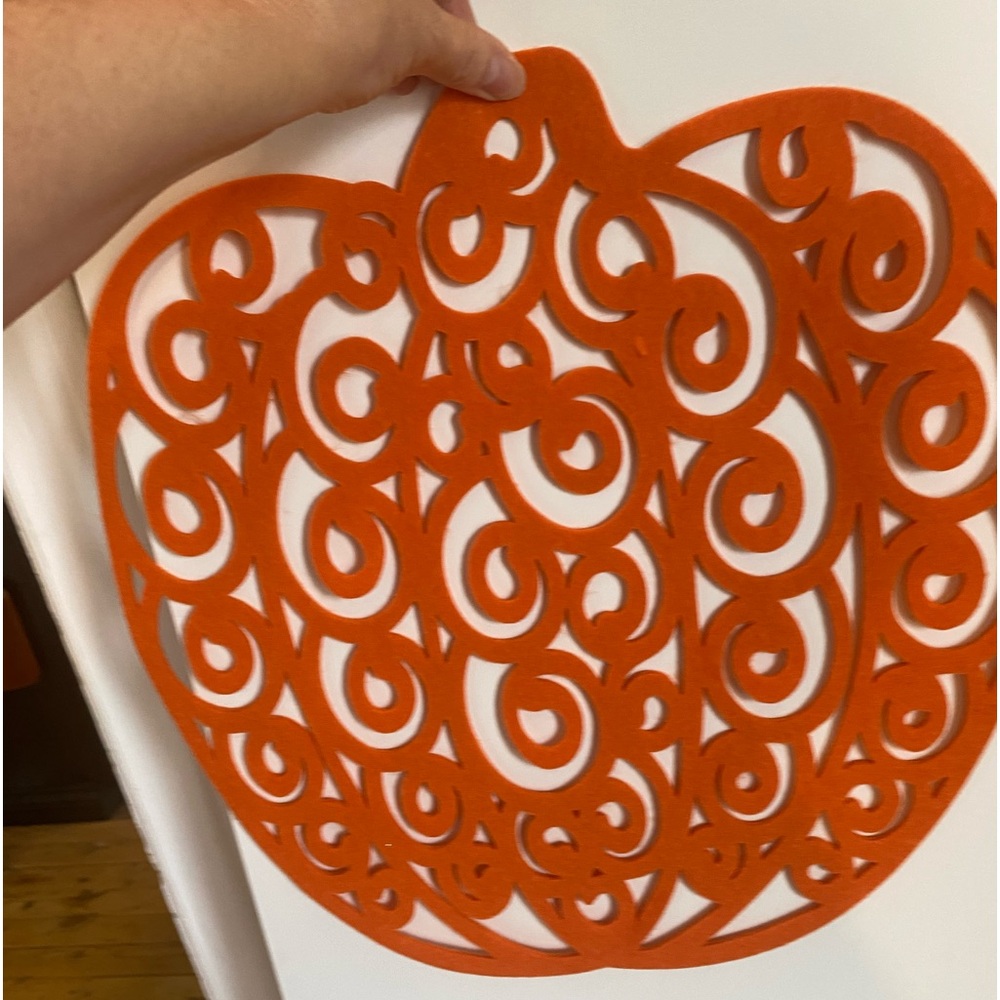 Charming Set Of 4 Intricate Cutout Felt Festive Halloween Harvest Placemats